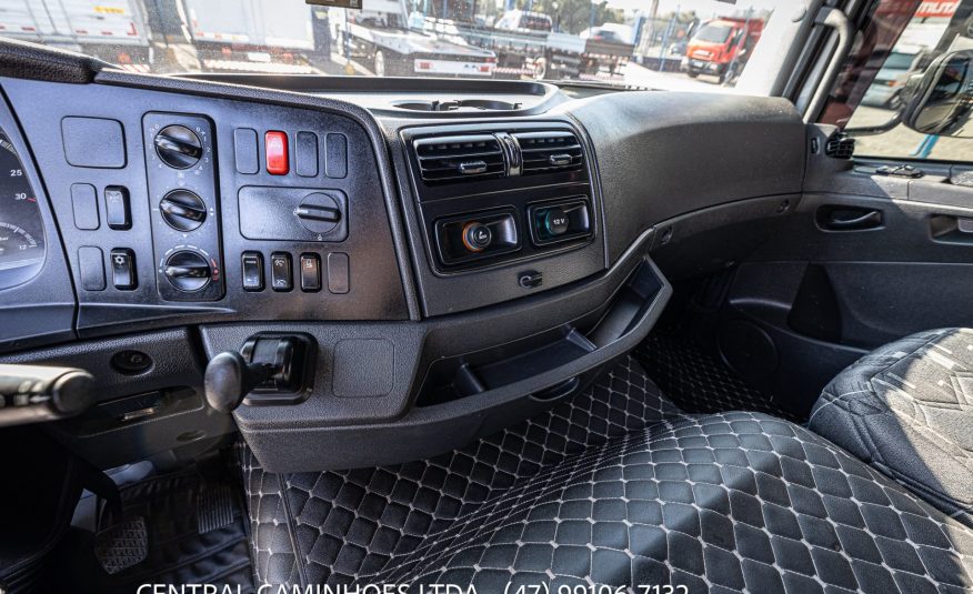 MERCEDES BENZ ATEGO 2430 8X2 ANO 2022 NA CARROCERIA DE 9.20M: