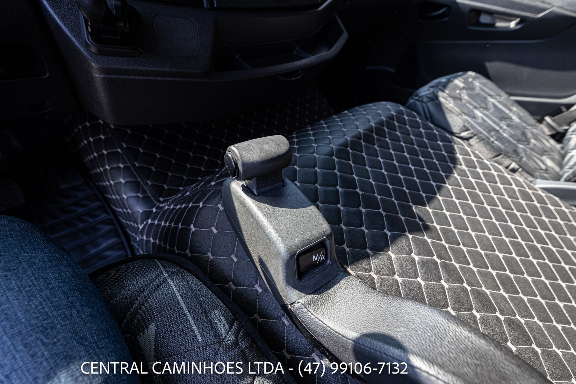 MERCEDES BENZ ATEGO 2430 8X2 ANO 2022 NA CARROCERIA DE 9.20M: