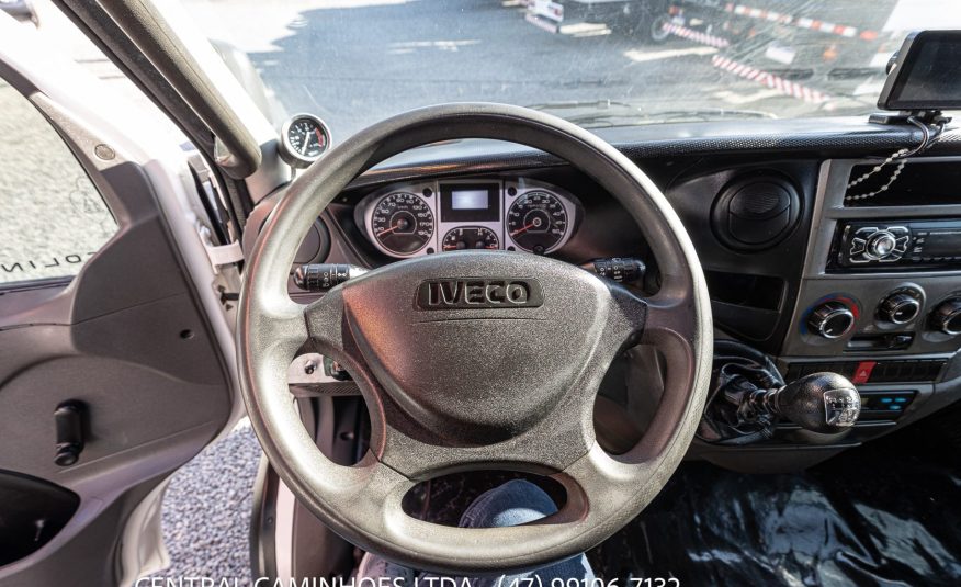 IVECO DAILY 70C17 ANO 2013 NA CÂMARA FRIA