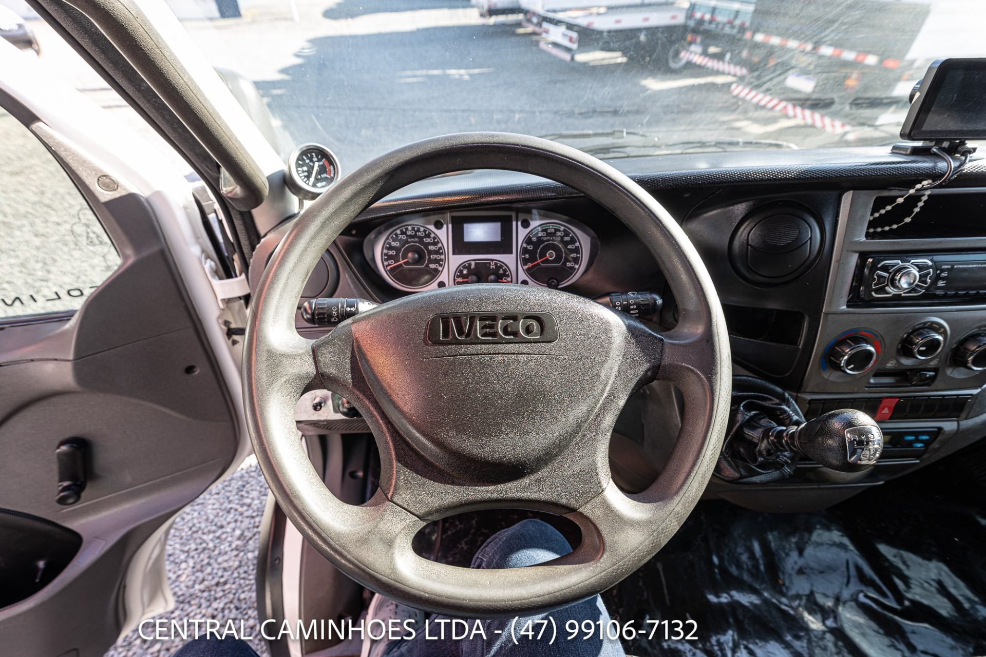 IVECO DAILY 70C17 ANO 2013 NA CÂMARA FRIA