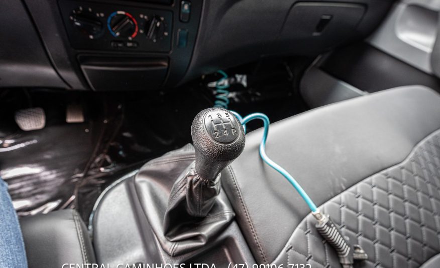 MERCEDES BENZ ACCELO 1016 ANO 2015 COMPLETO NO BAU DE 6.20M