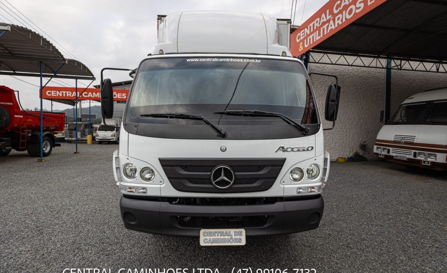 MERCEDES BENZ ACCELO 1016 ANO 2019 COMPLETA NO BAU DE 6.20M
