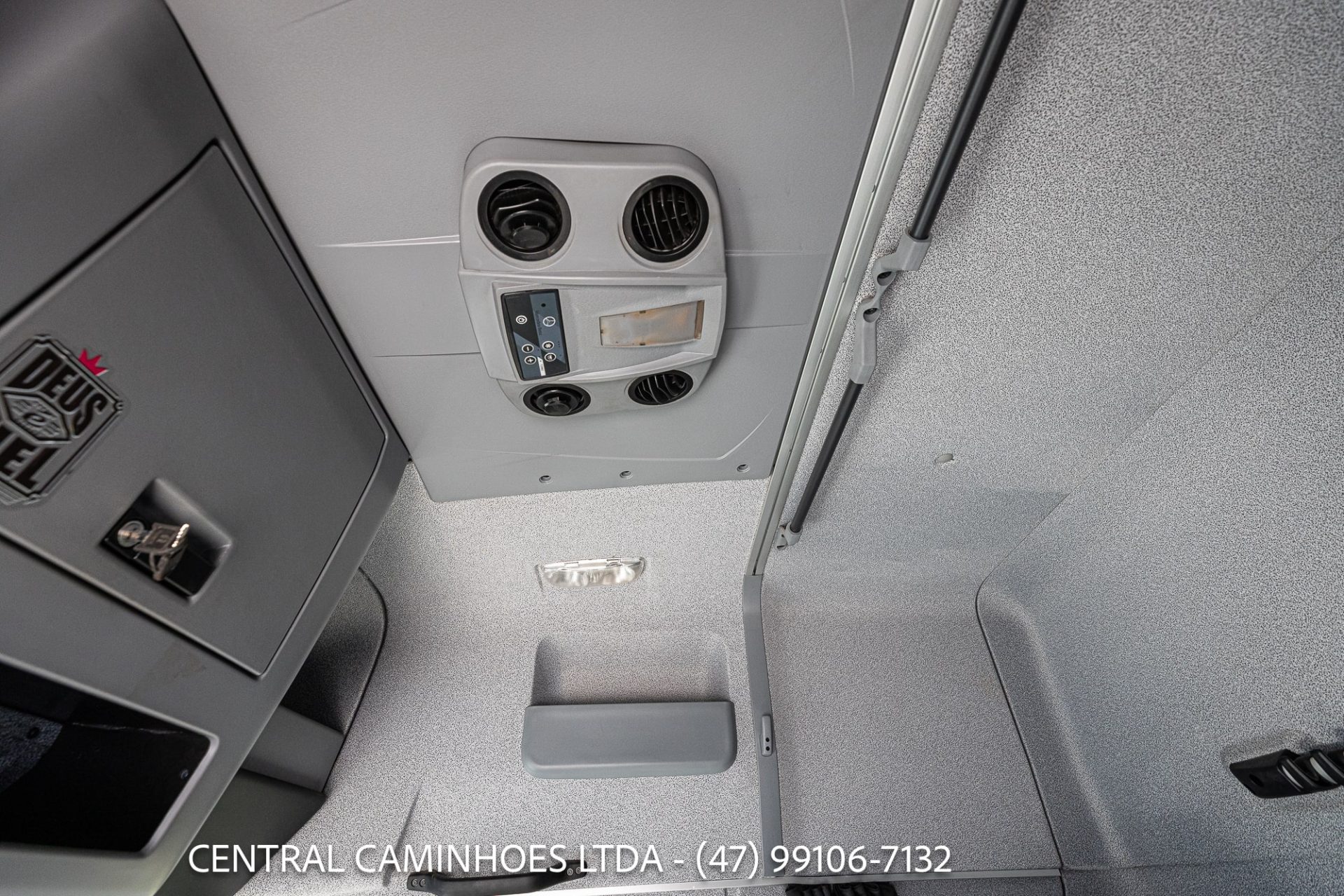 MERCEDES BENZ ATEGO 2430 8X2 ANO 2022 NA CARROCERIA DE 9.20M: