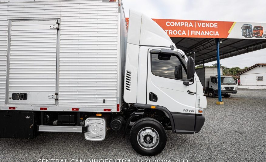 MERCEDES BENZ ACCELO 1016 ANO 2019 COMPLETA NO BAU DE 6.20M