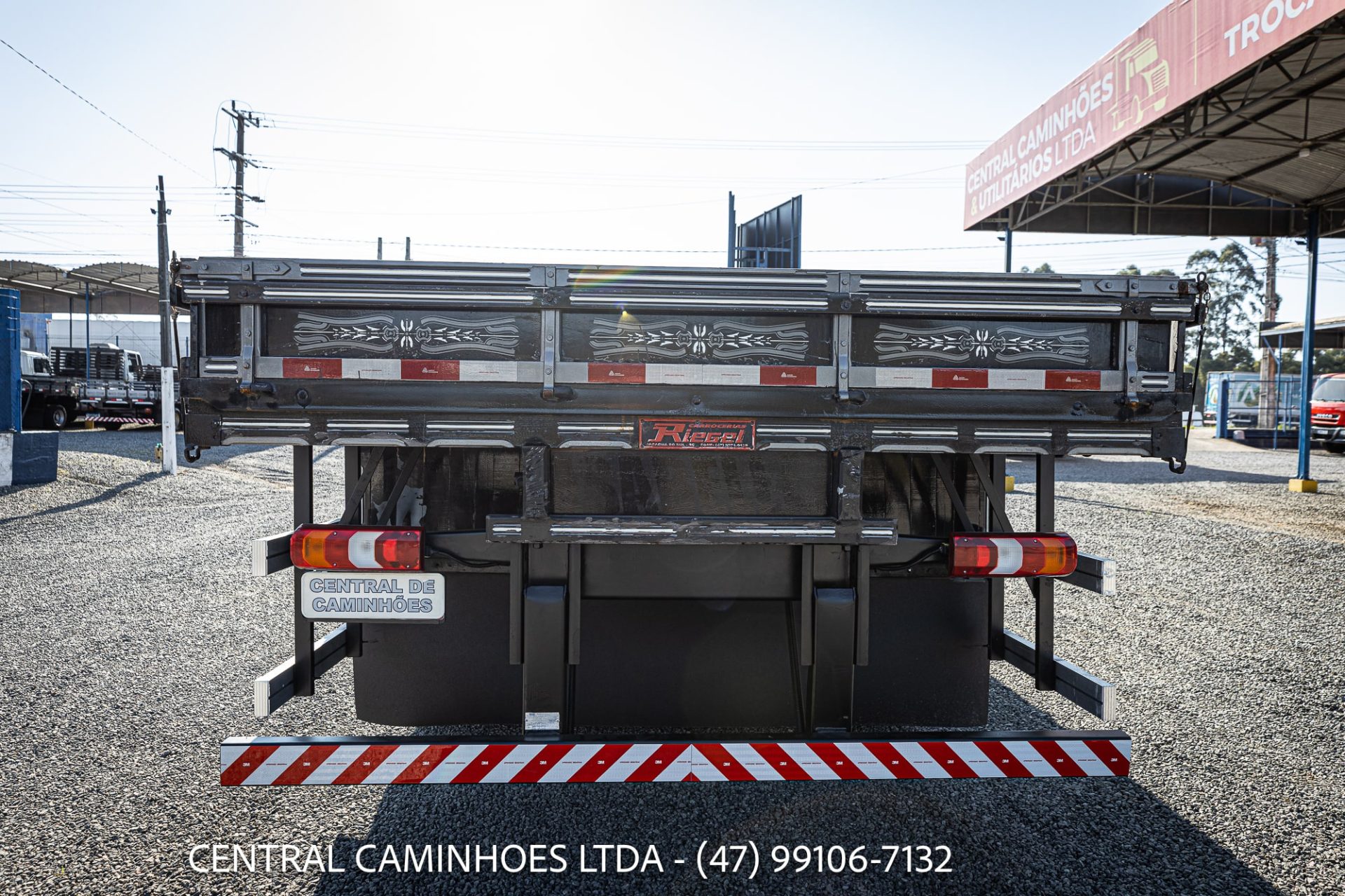 MERCEDES BENZ ATEGO 2430 8X2 ANO 2022 NA CARROCERIA DE 9.20M: