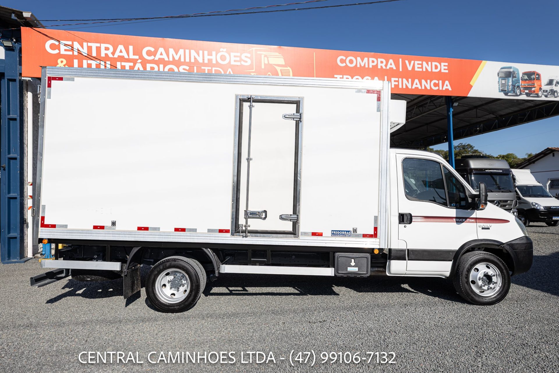 IVECO DAILY 70C17 ANO 2013 NA CÂMARA FRIA