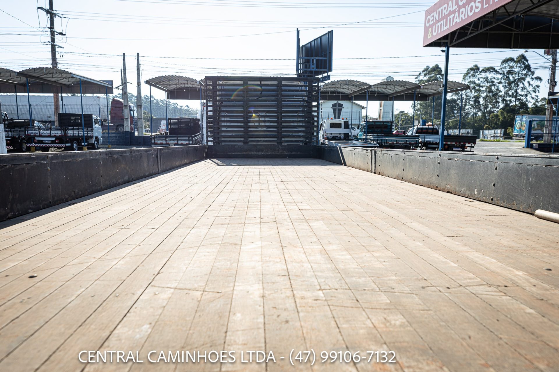 MERCEDES BENZ ATEGO 2430 8X2 ANO 2022 NA CARROCERIA DE 9.20M: