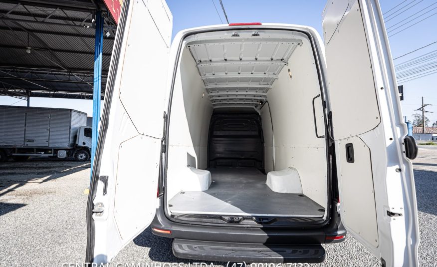 MERCEDES BENZ SPRINTER RODADO DUPLO 516 14M3 ANO 2022