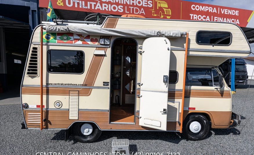 VOLKSWAGEN KOMBI SAFARI N. 429 ANO 1986