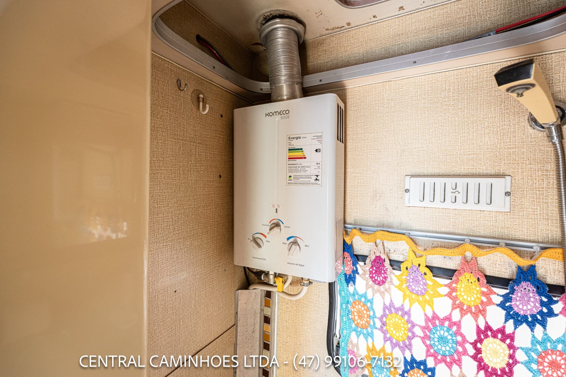 VOLKSWAGEN KOMBI SAFARI N. 429 ANO 1986