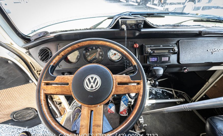 VOLKSWAGEN KOMBI SAFARI N. 429 ANO 1986
