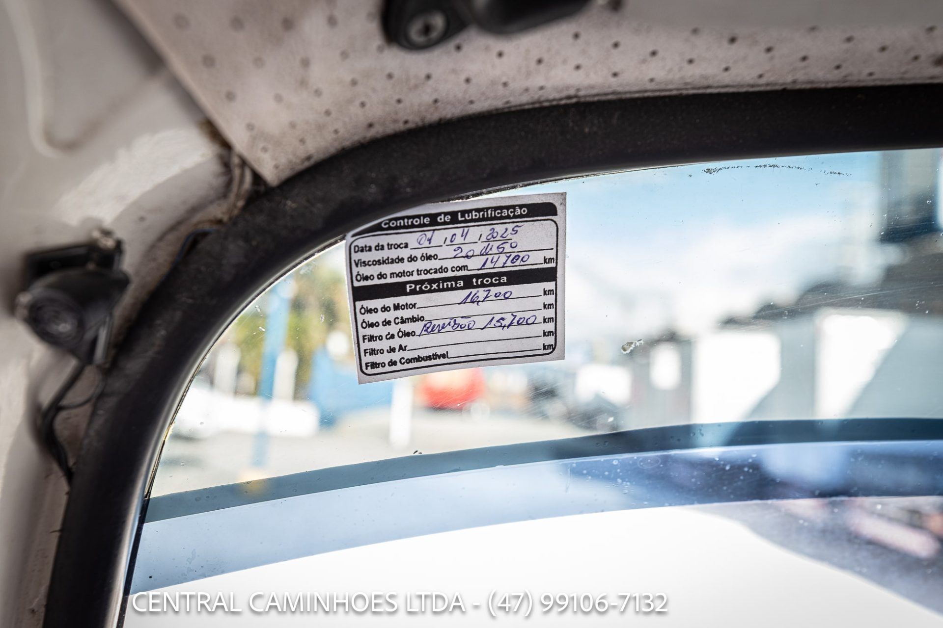 VOLKSWAGEN KOMBI SAFARI N. 429 ANO 1986