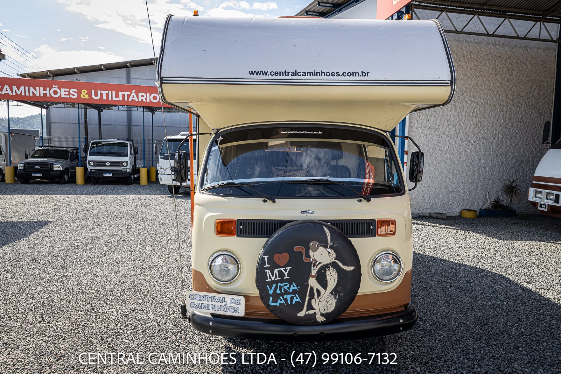 VOLKSWAGEN KOMBI SAFARI N. 429 ANO 1986