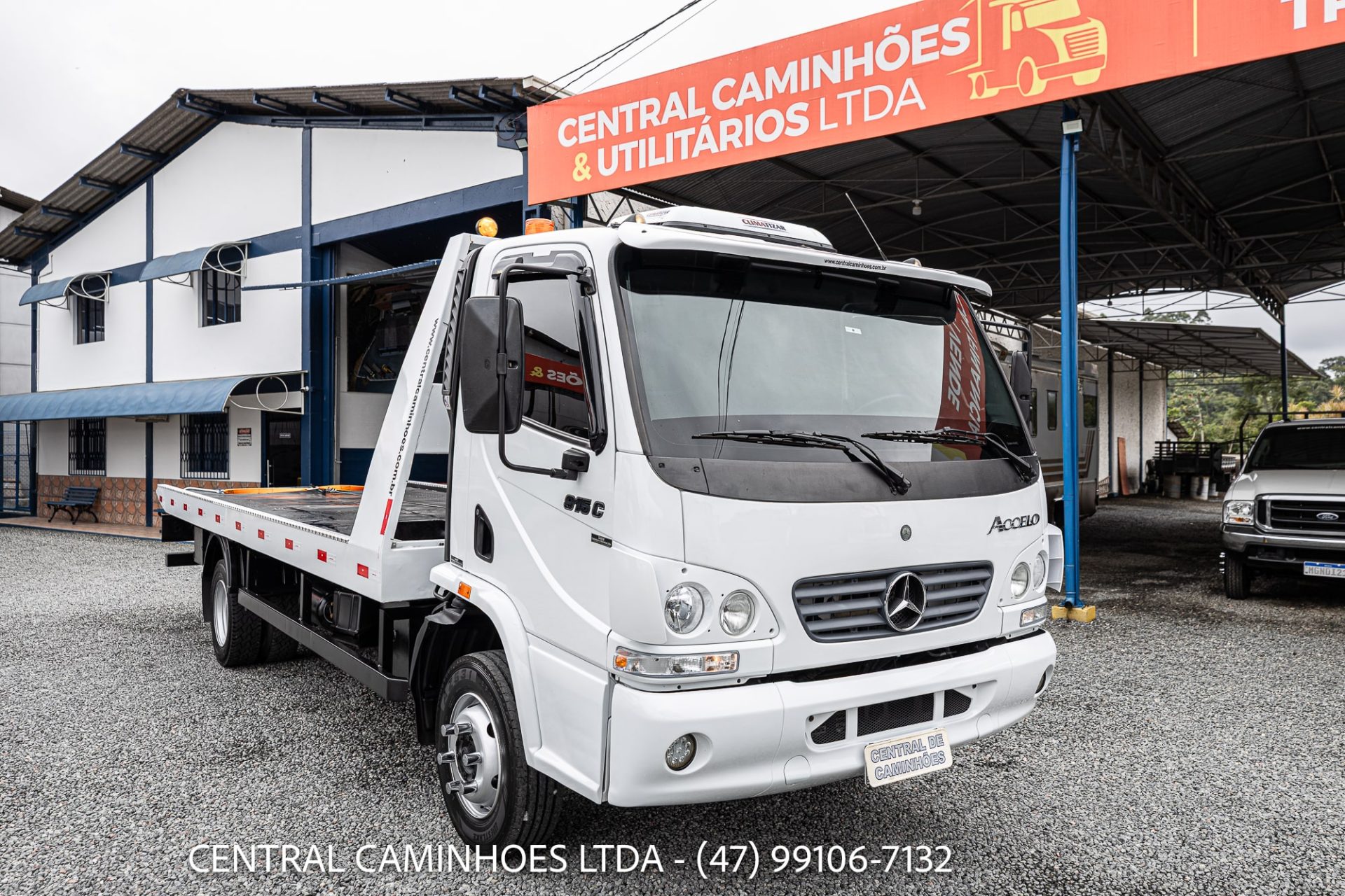 MERCEDES BENZ ACCELO 915C ANO 2012 COM PLATAFORMA DE 6M