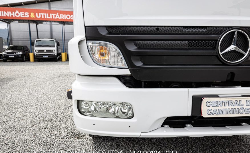 MERCEDES BENZ ATEGO 2425 6X2 ANO 2011 COMPLETA