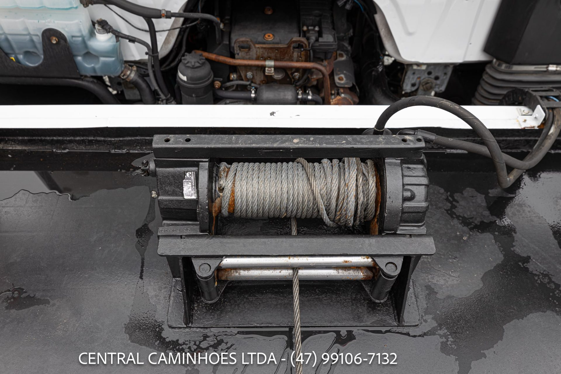 MERCEDES BENZ ACCELO 915C ANO 2012 COM PLATAFORMA DE 6M