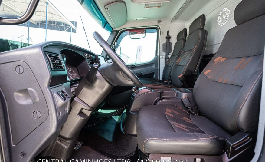 MERCEDES BENZ ACCELO 815 ANO 2022