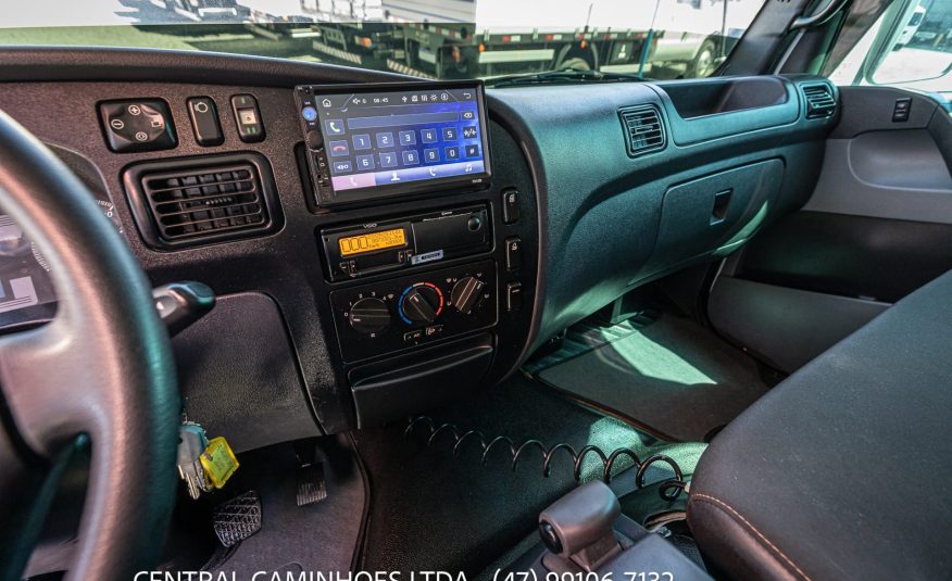MERCEDES BENZ ACCELO 815 ANO 2022