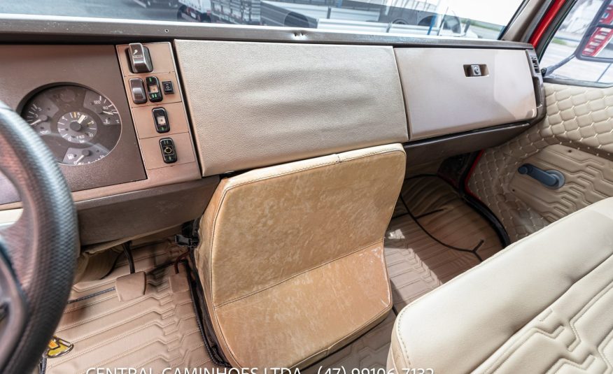 MERCEDES BENZ L1618 6X2 ANO 1992