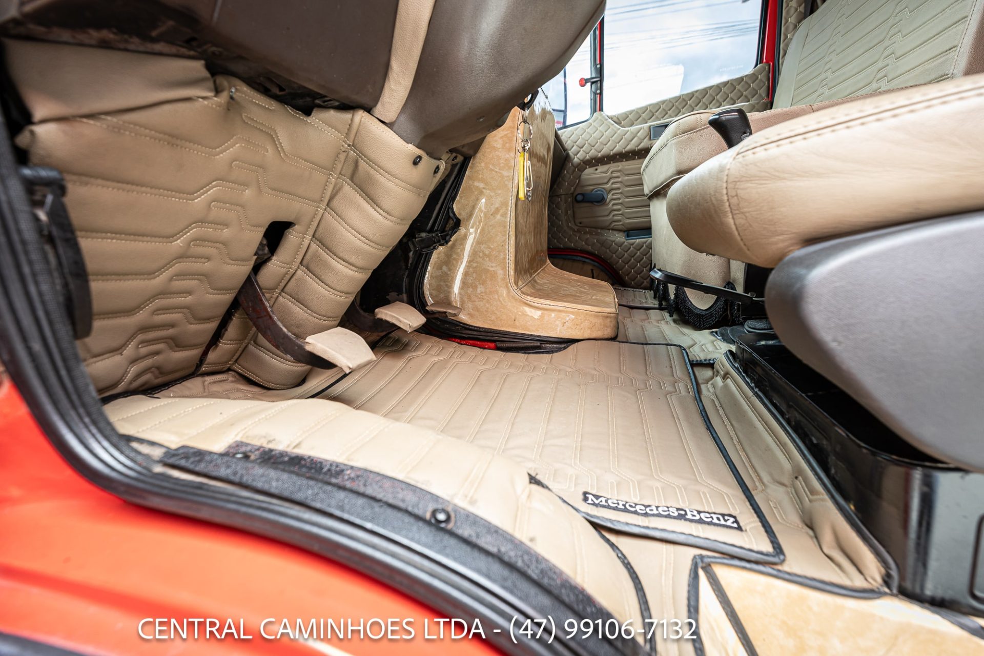 MERCEDES BENZ L1618 6X2 ANO 1992