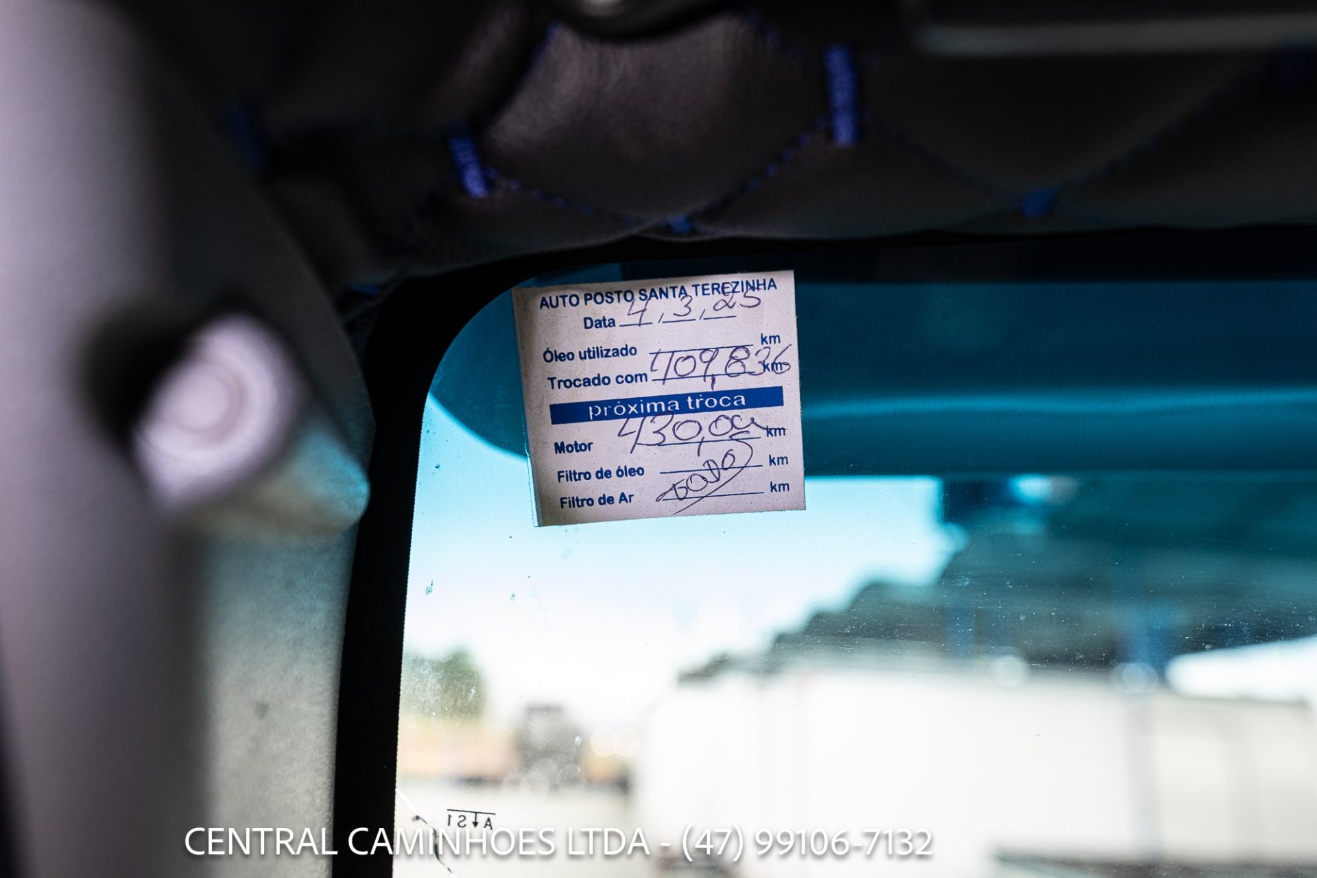 MERCEDES BENZ ACCELO 915C ANO 2012 COM PLATAFORMA DE 6M