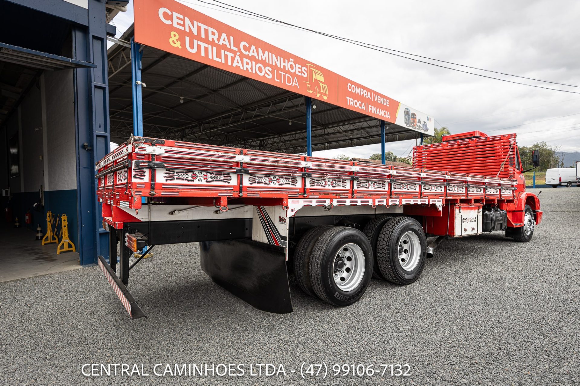 MERCEDES BENZ L1618 6X2 ANO 1992