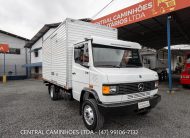 MERCEDES BENZ 710 ANO 2002