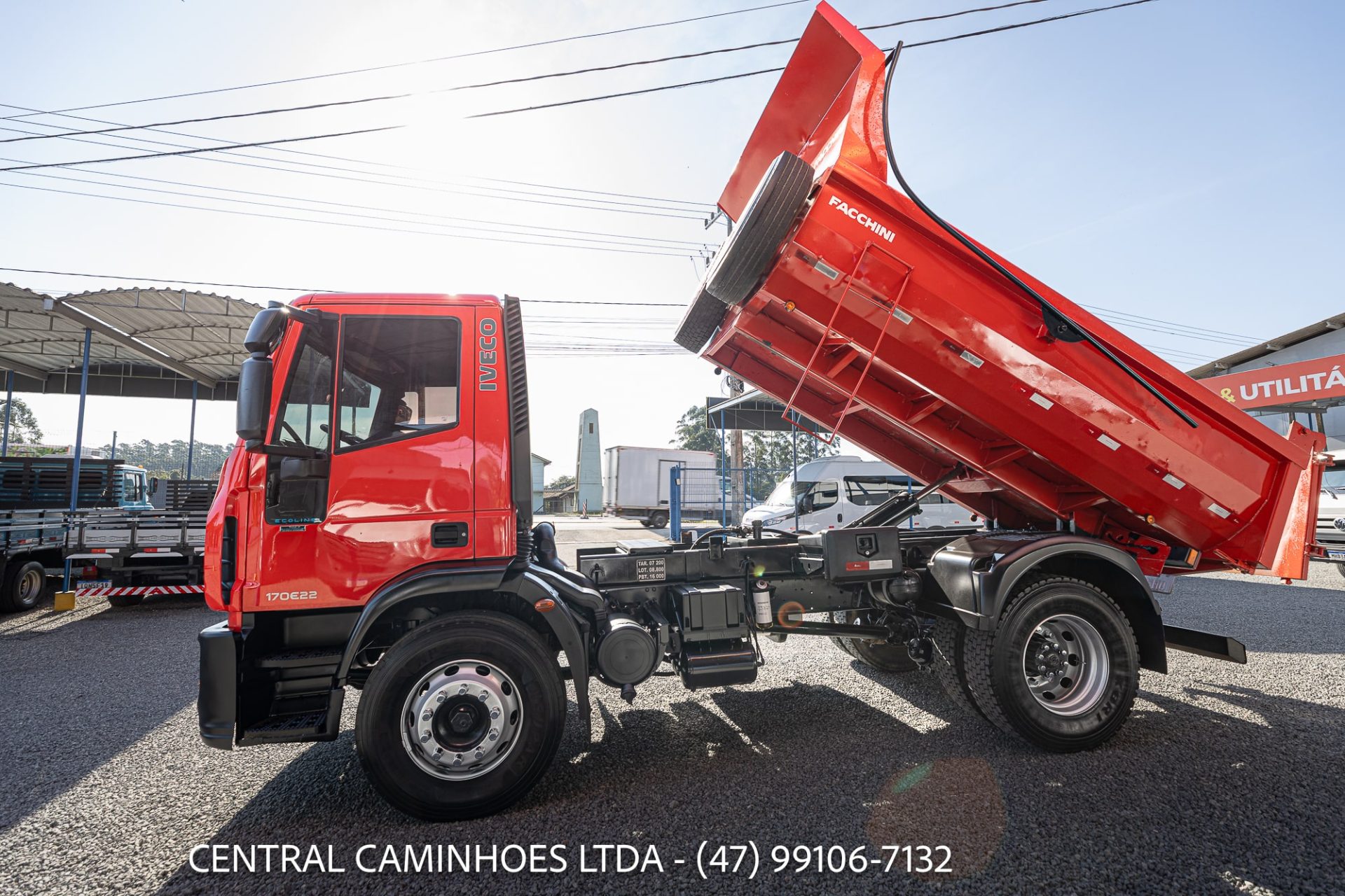 IVECO TECTOR 170E22 4X2 ANO 2013
