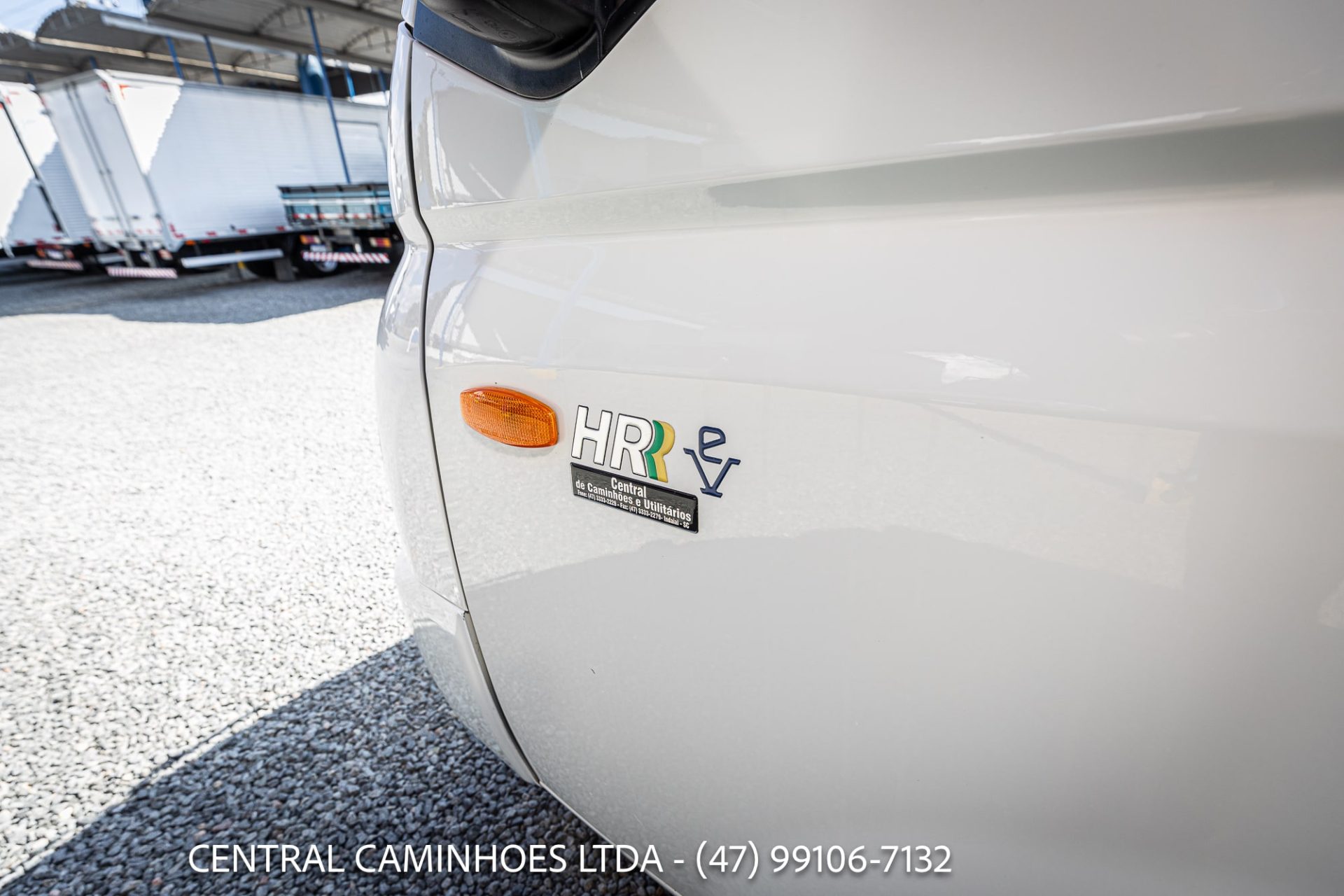 HYUNDAI HR, ANO 2016 COM BAÚ DE ALUMÍNIO