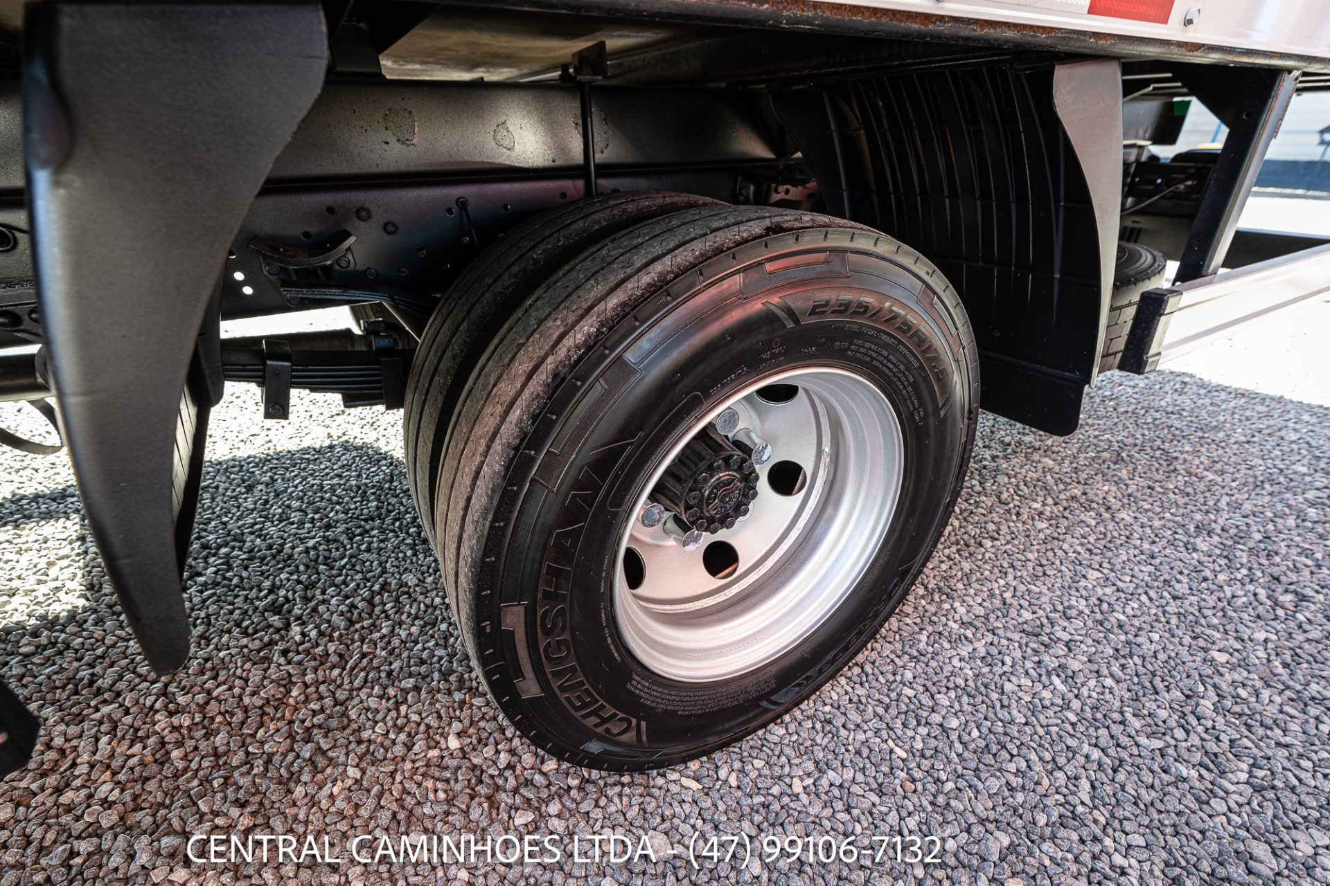 FORD CARGO 816 S ANO 2013