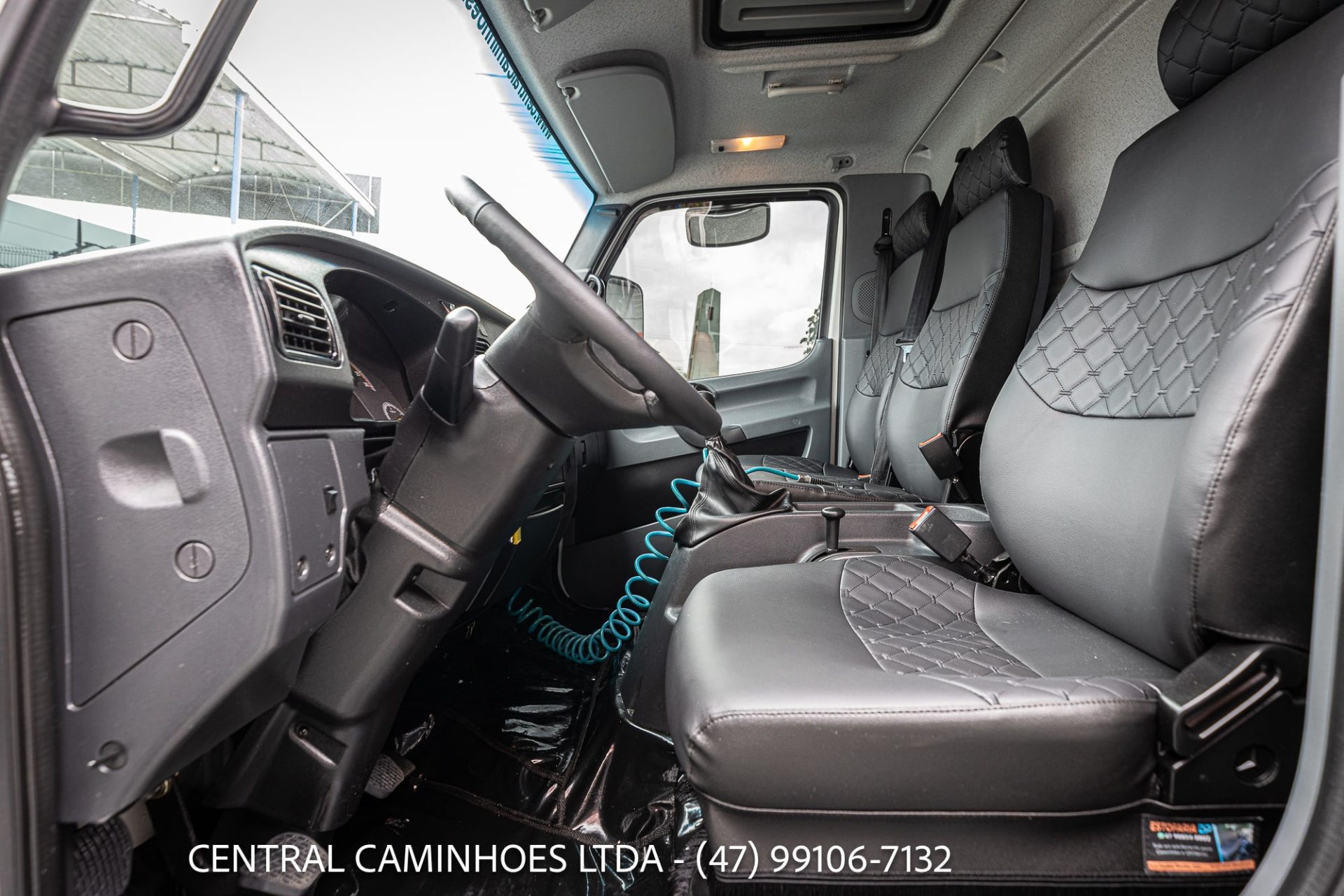 MB ACCELO 1016 ANO 2015 COMPLETO