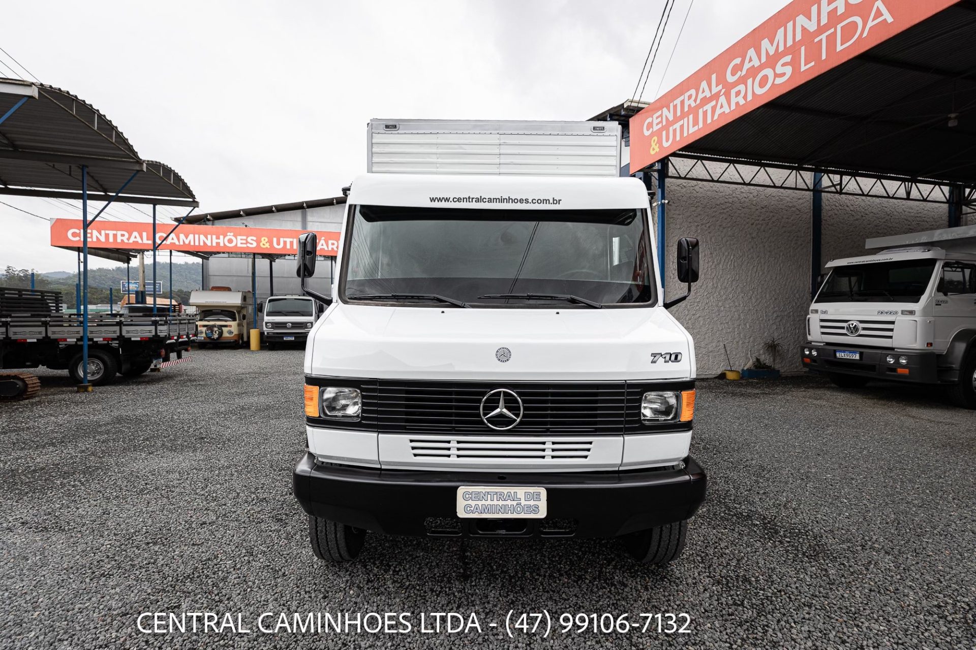 MERCEDES BENZ 710 ANO 2002