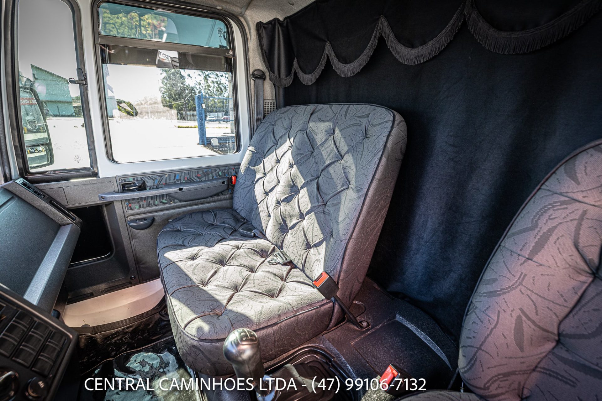 FORD CARGO 816 S ANO 2013