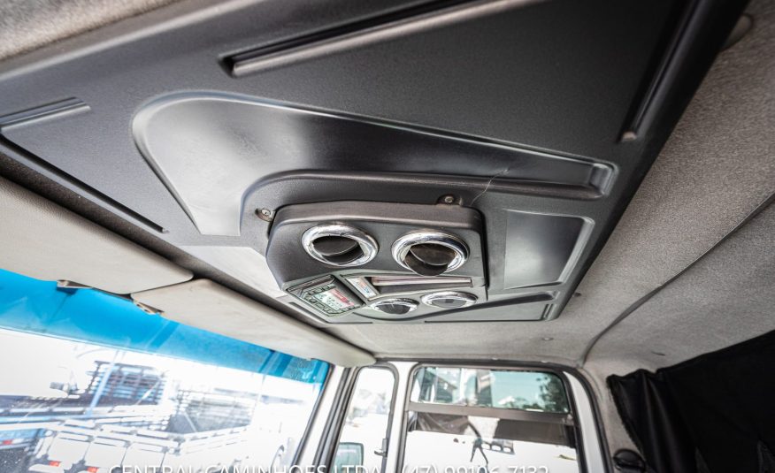 FORD CARGO 816 S ANO 2013