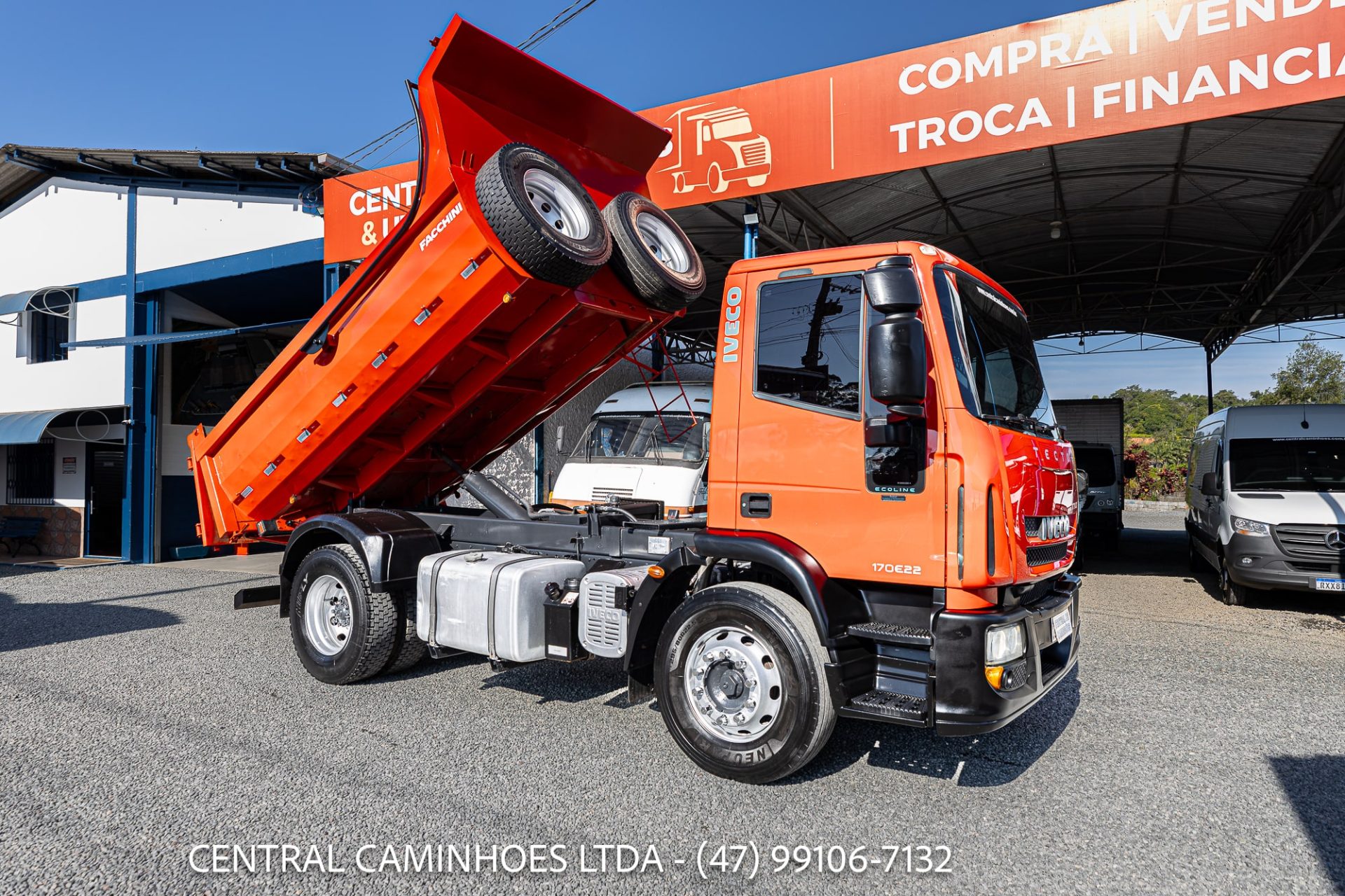 IVECO TECTOR 170E22 4X2 ANO 2013