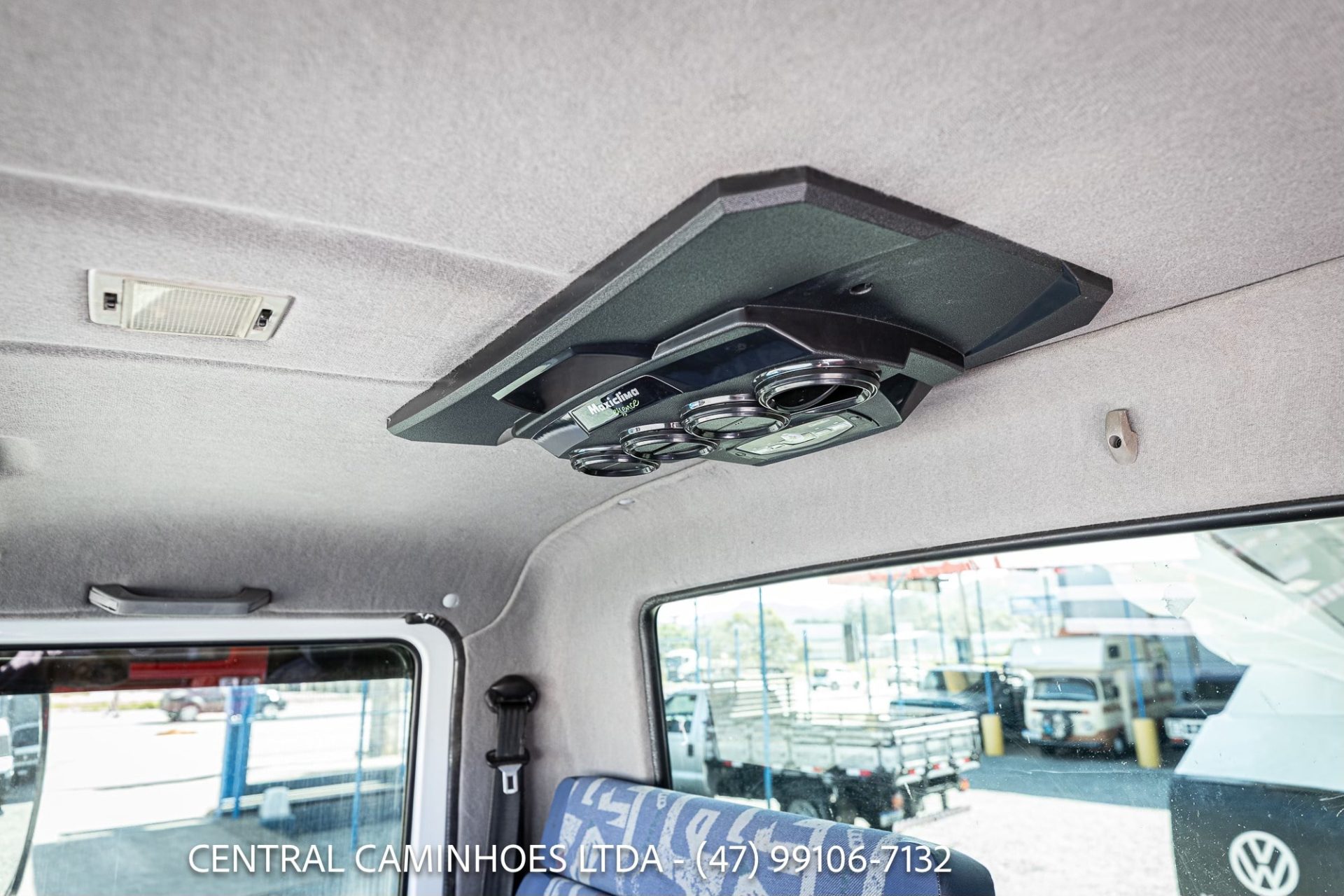 VOLKSWAGEN 23.220 6X2 ANO 2004