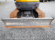 MINI ESCAVADEIRA NEW HOLLAND
