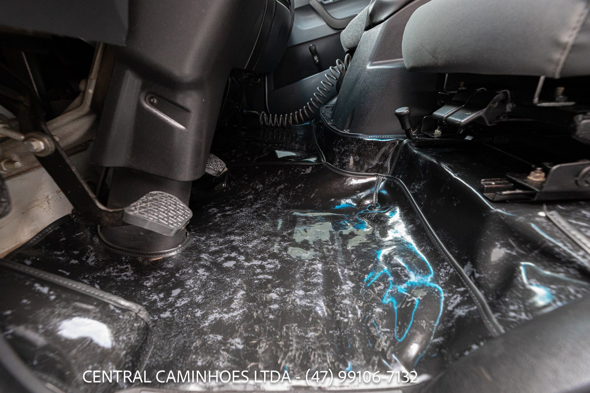 MERCEDES BENZ ACCELO 1016 ANO 2019