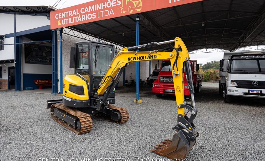 MINI ESCAVADEIRA NEW HOLLAND