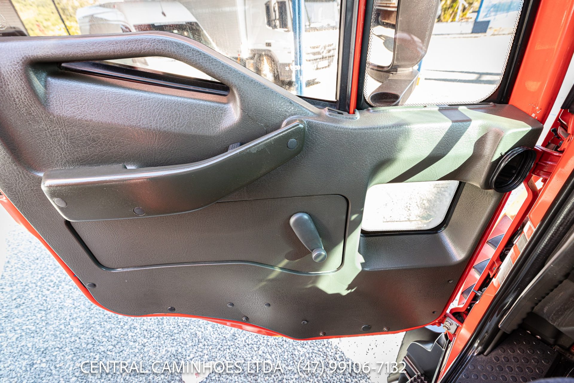 IVECO TECTOR 170E22 4X2 ANO 2013