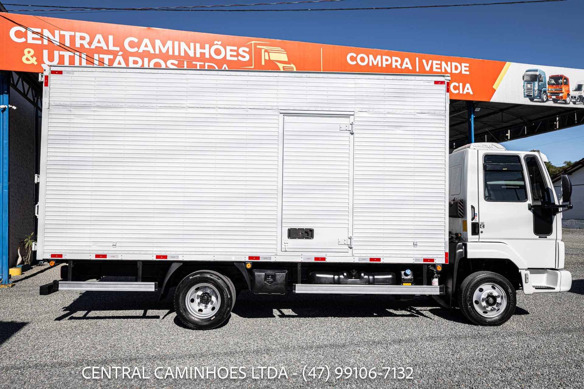 FORD CARGO 816 S ANO 2013
