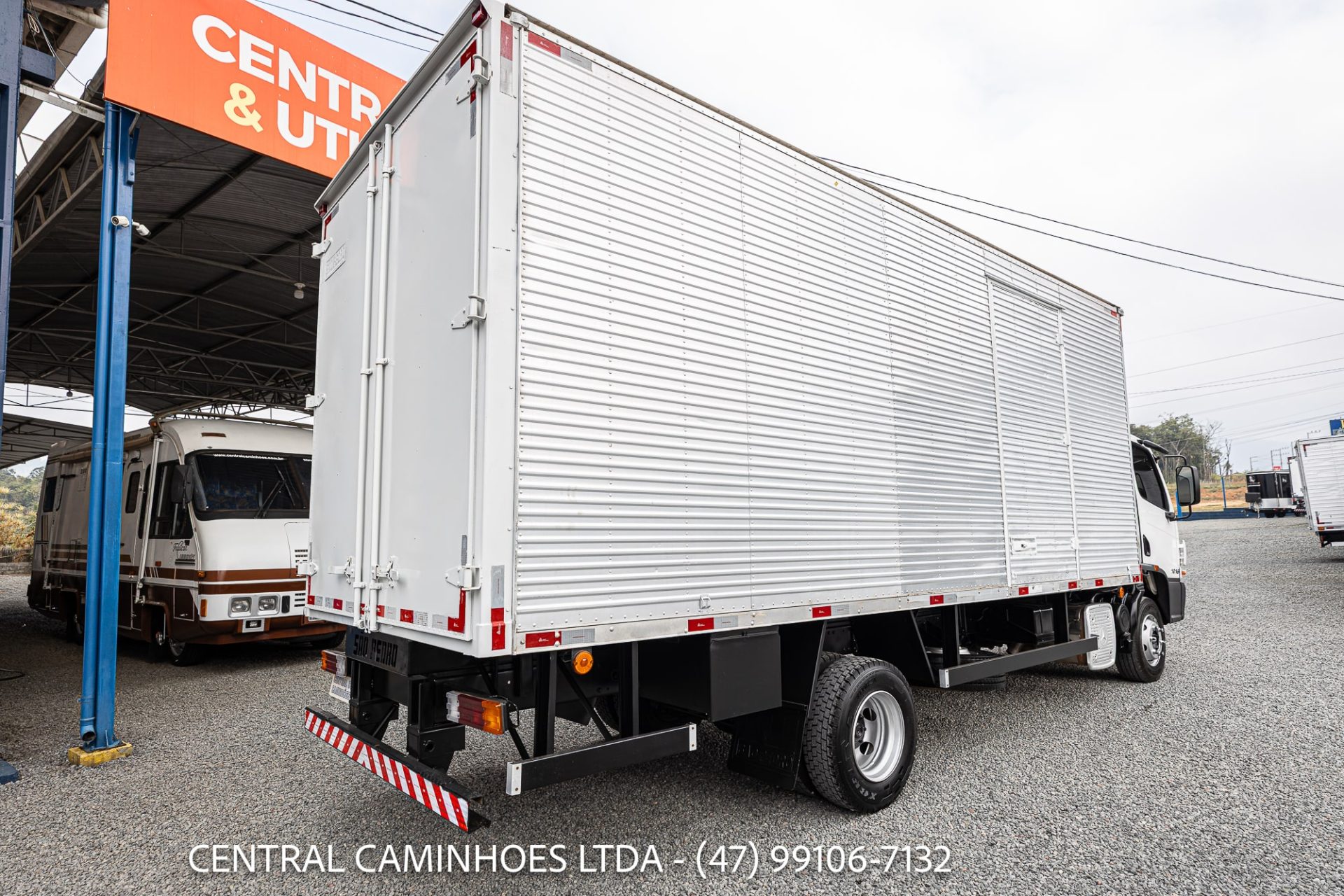 MB ACCELO 1016 ANO 2015 COMPLETO