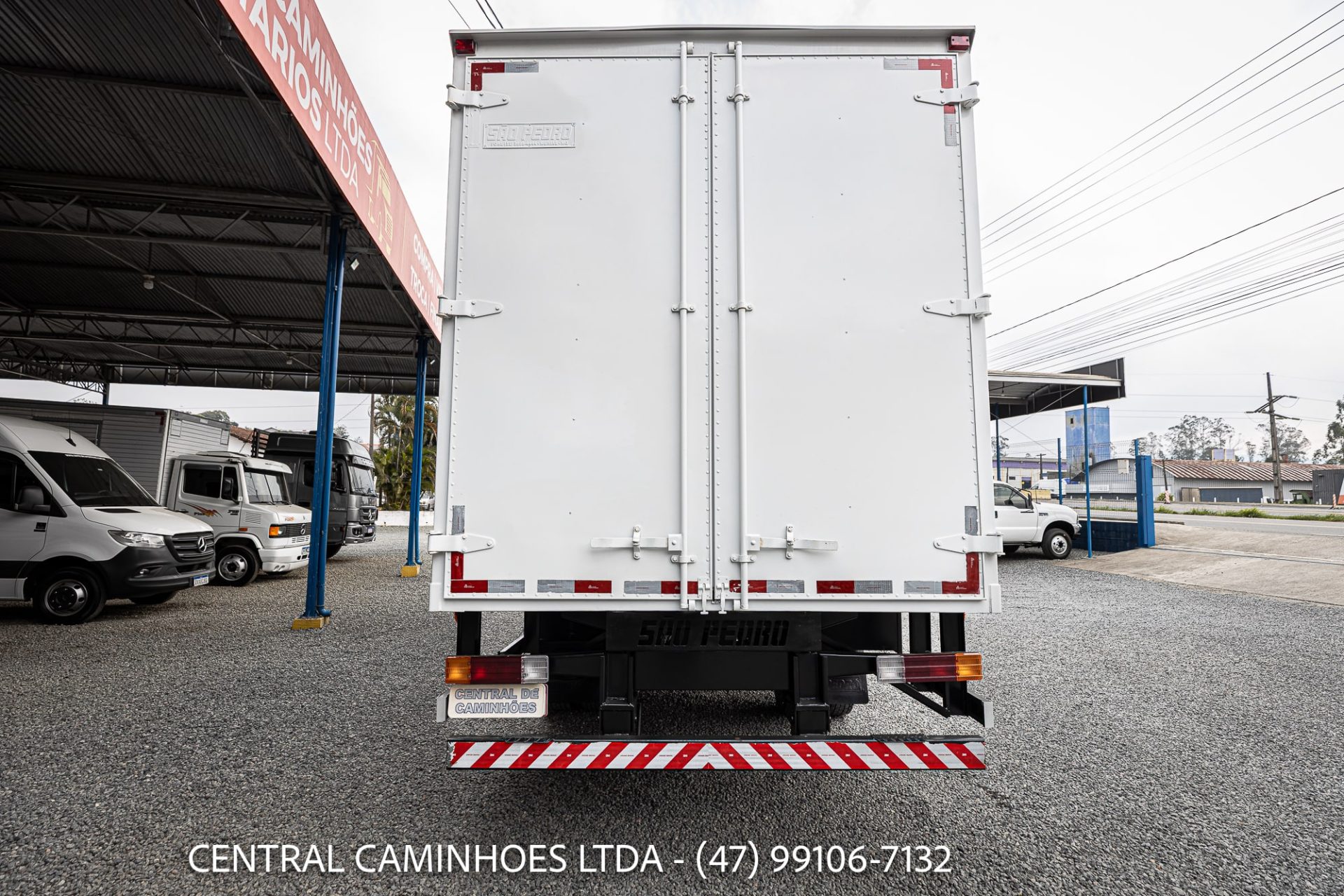 MB ACCELO 1016 ANO 2015 COMPLETO