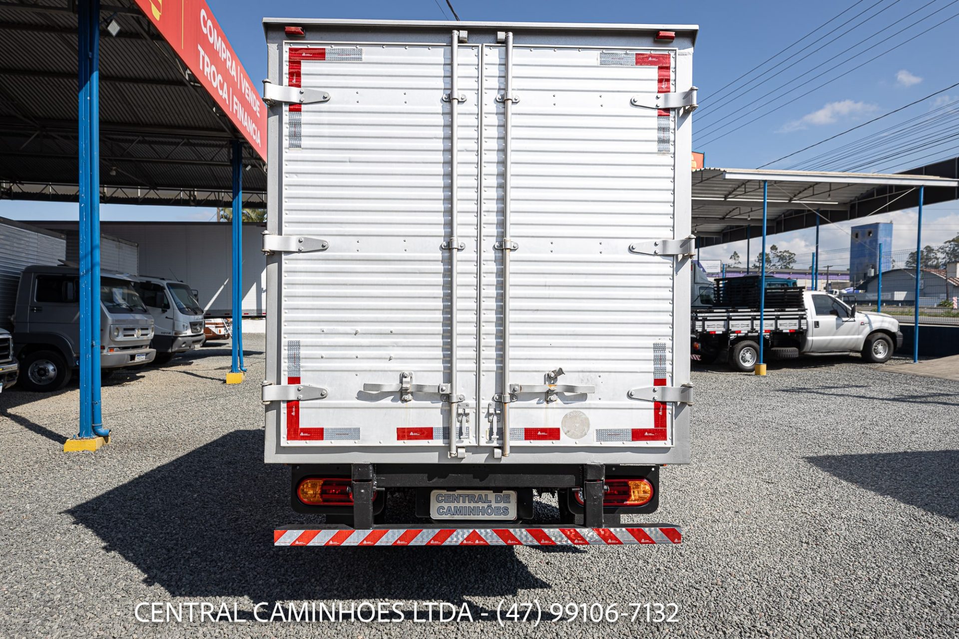 HYUNDAI HR, ANO 2016 COM BAÚ DE ALUMÍNIO