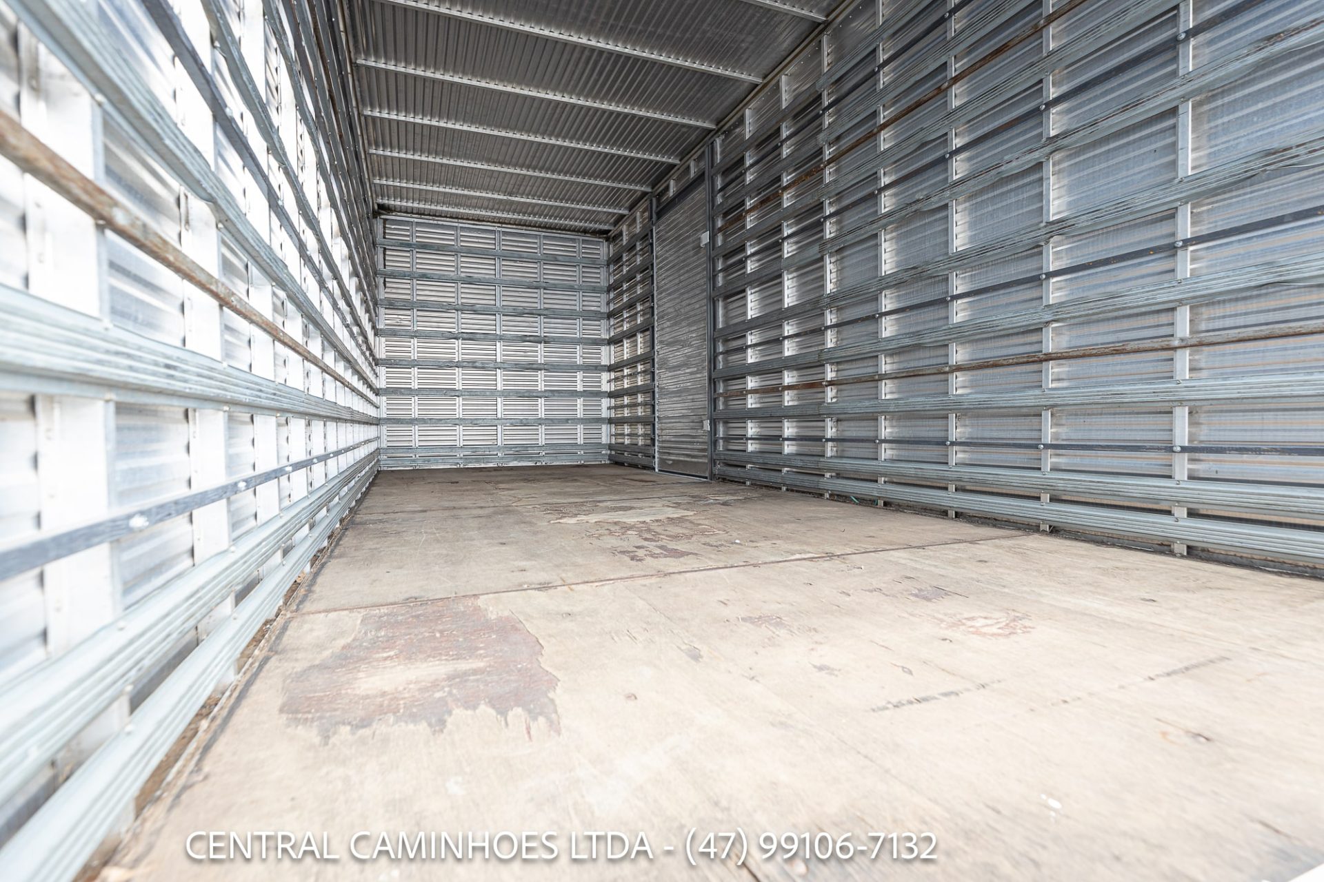 MB ACCELO 1016 ANO 2015 COMPLETO