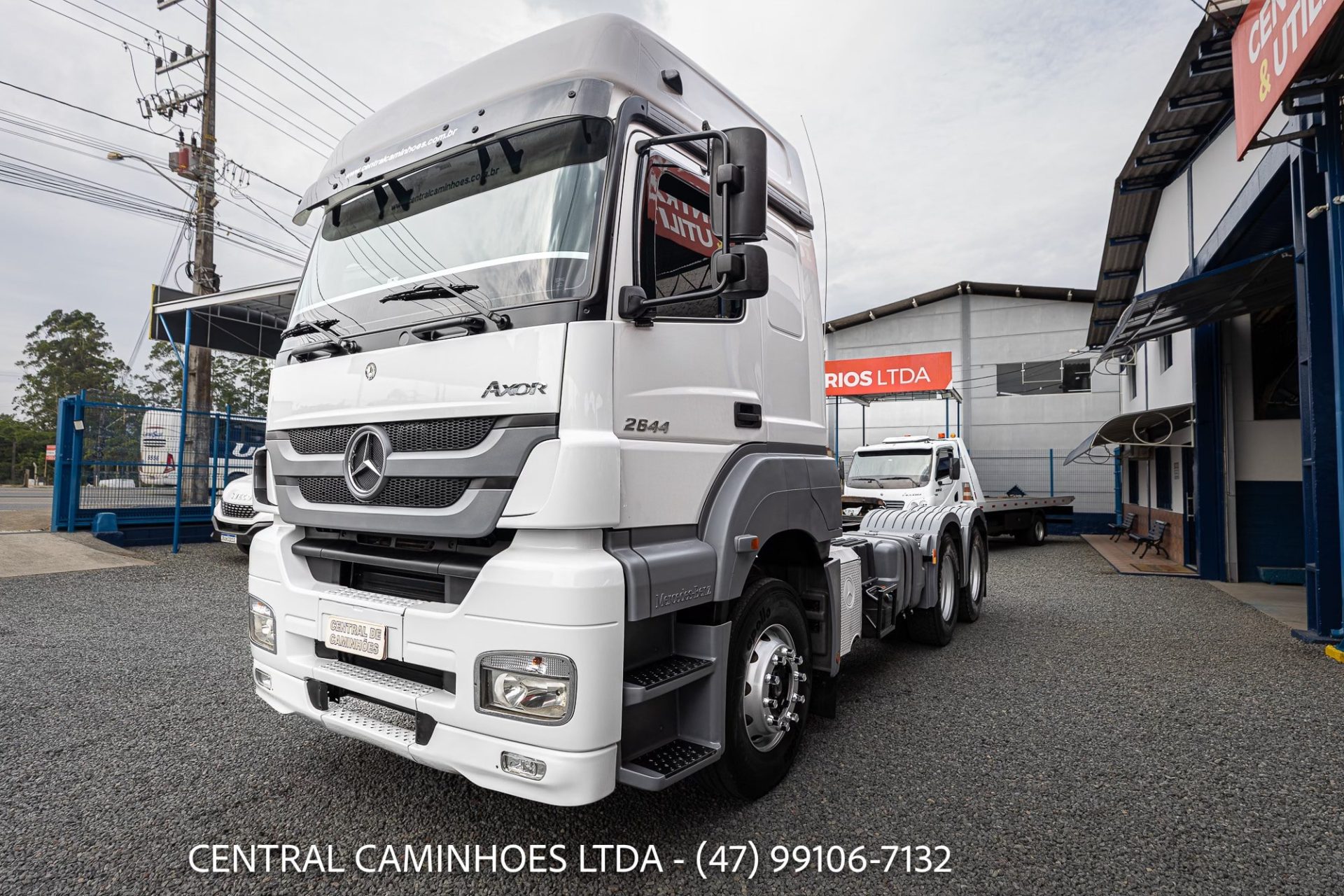 MERCEDES BENZ AXOR 2644 S 6X4 ANO 2019 TETO ALTO