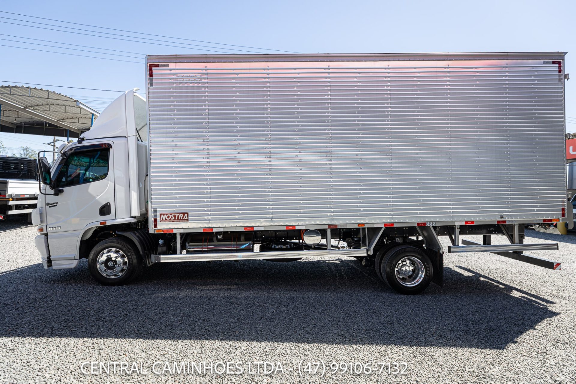 MB ACCELO 815 ANO 2022 COM ACESSÓRIOS