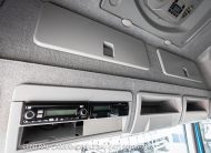 IVECO TECTOR 31.300 8X2 BI TRUCK ANO 2020 LEITO