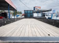 IVECO TECTOR 31.300 8X2 BI TRUCK ANO 2020 LEITO