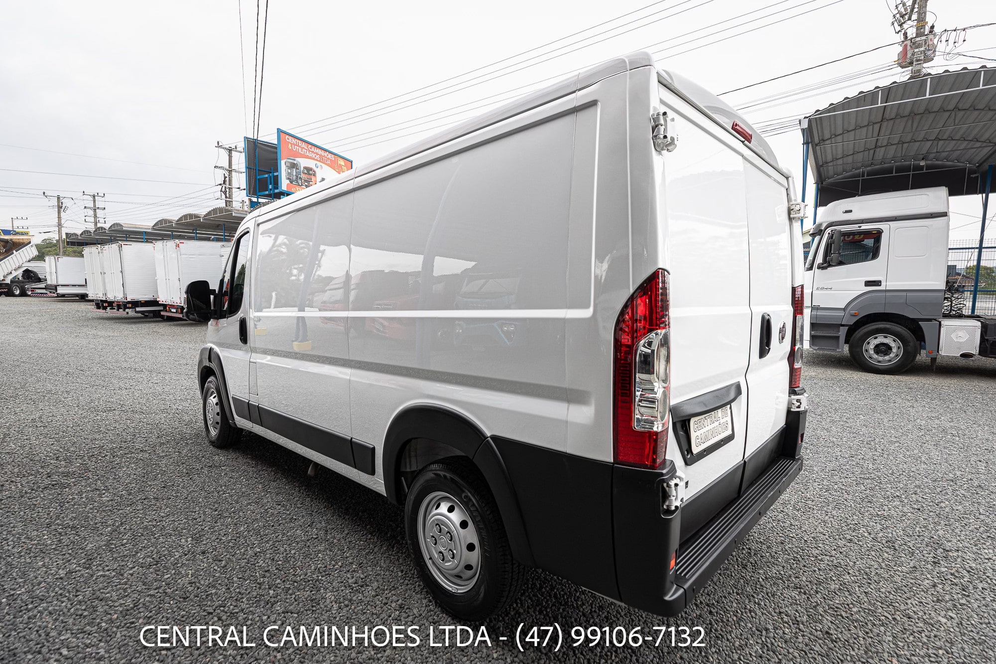 FIAT DUCATO FURGÃO 10M3 ANO 2019 COMPLETA